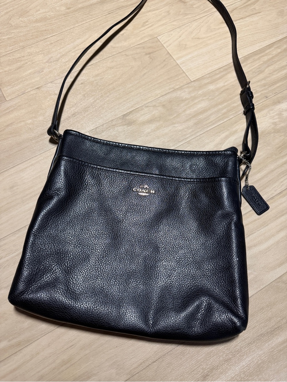 Coach New York Pebbled Leather Black Crossbody/Shoulder Bag Authentic - Picture 9 of 13